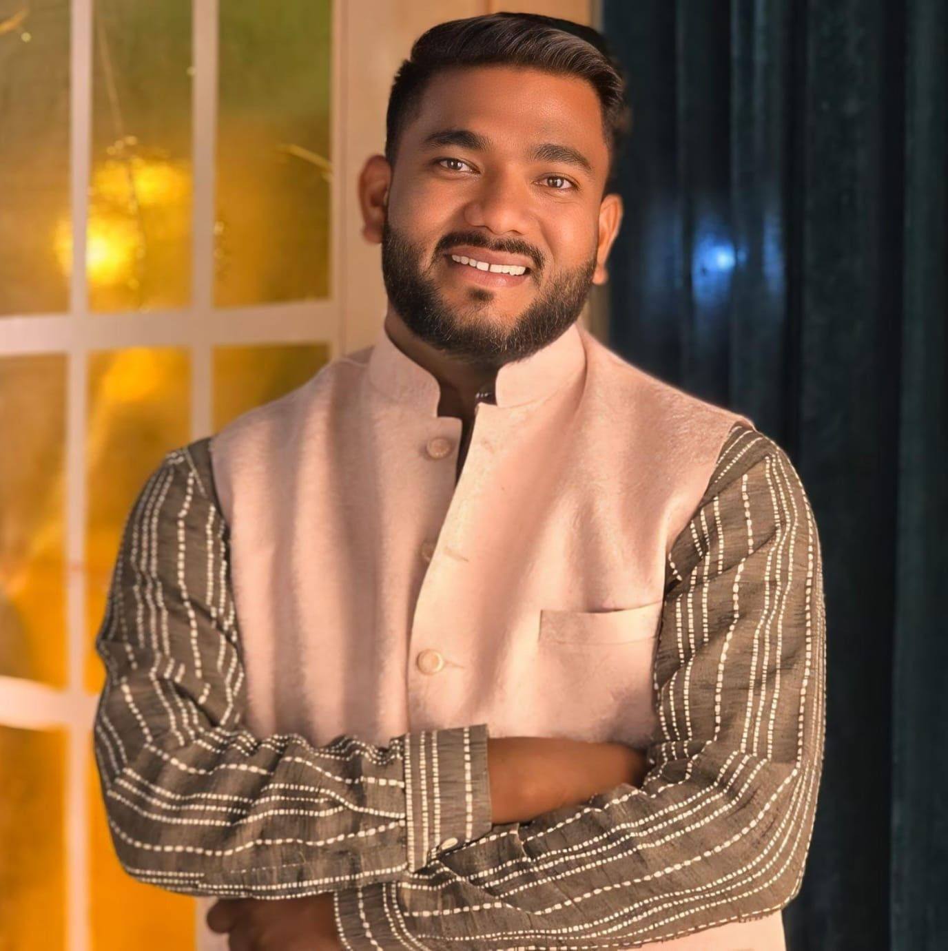 चंडीपारा के वरिष्ठ नागरिक स्वर्गीय... - SheshRaj Harbansh | Facebook