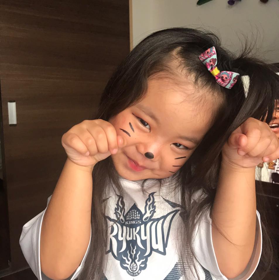 知念里沙