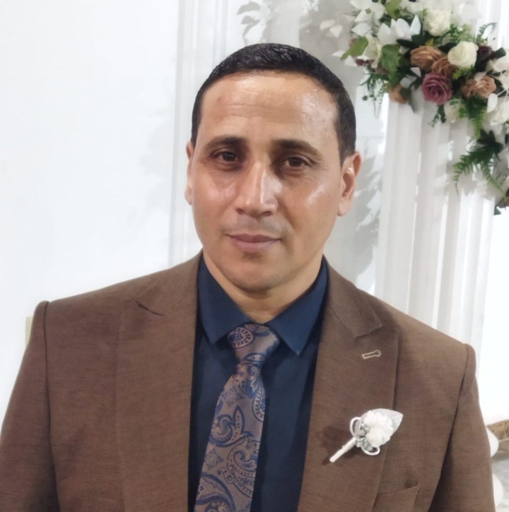 علامة مميزة في الظاهر من أول لما توصل وتقول عايز افطر الكل هيقولك فول ...