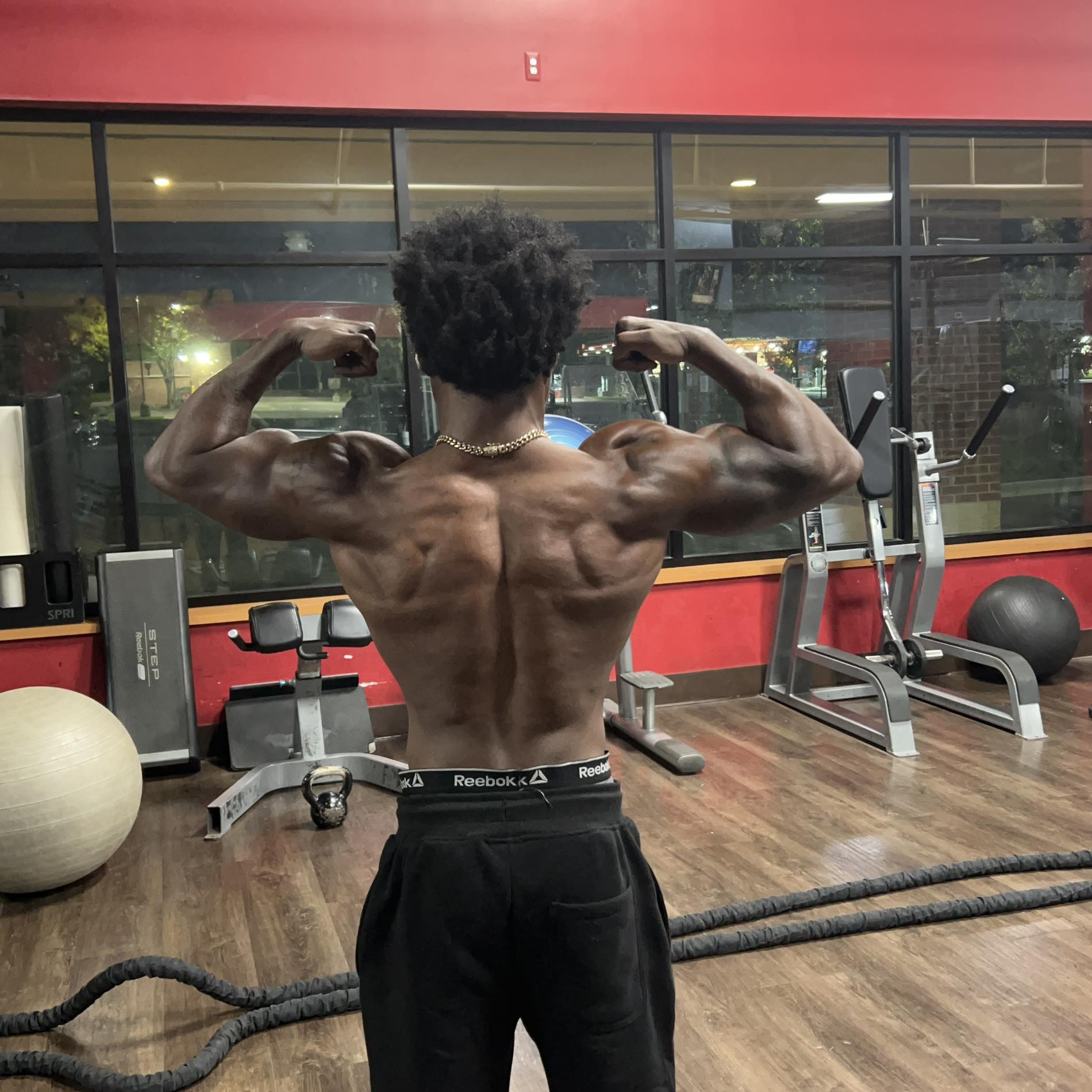 Leg day session in the books 🦵🏾🔥 Another workout complete, another step ...