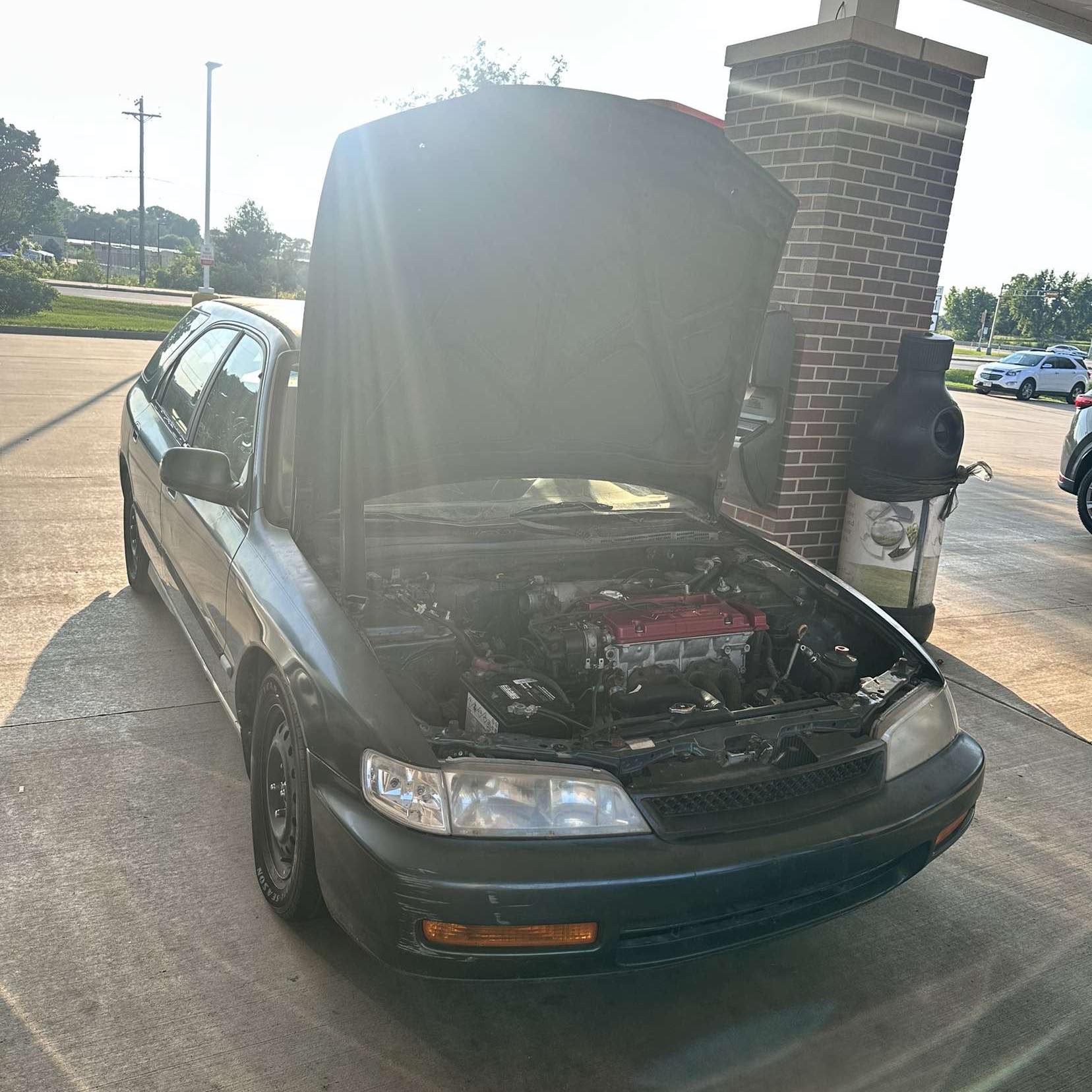 Has anyone here ever put the H22A head from the euro r on the DOHC F20B ...