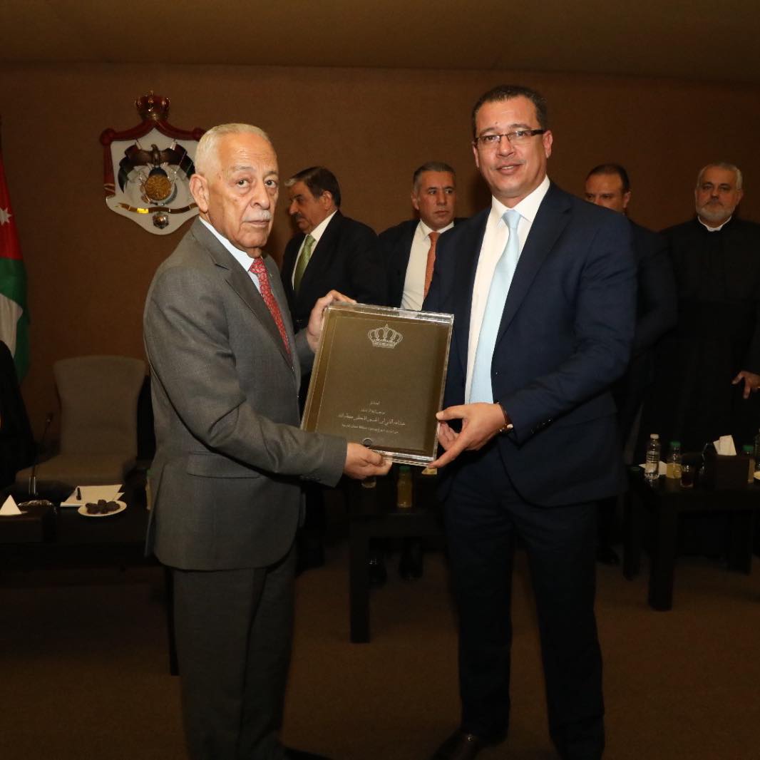 د.امجد أبوهديب