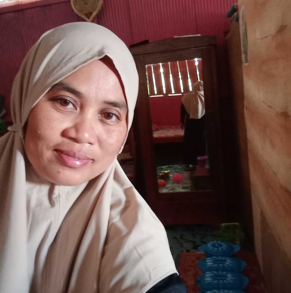 Hari ini ikan puri sudah mulai mendarat dipasar ikan hamadi Jayapura ya ...