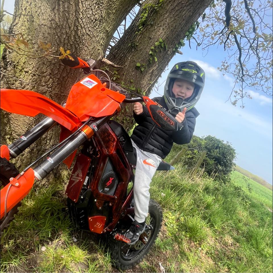 Piaggio Zip Owners Uk | Anyone wanna swap gilera runner 70 for zip 70 ...