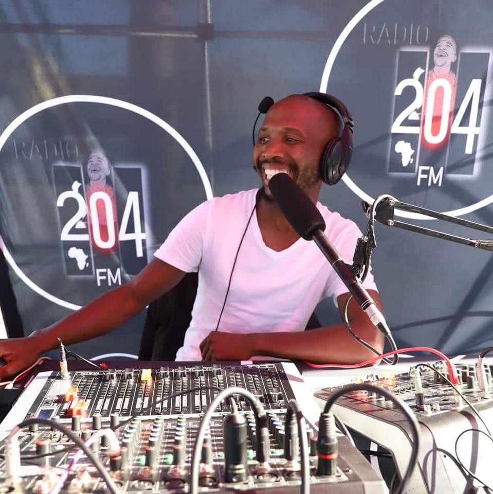 Acona Mastandi Tshapu