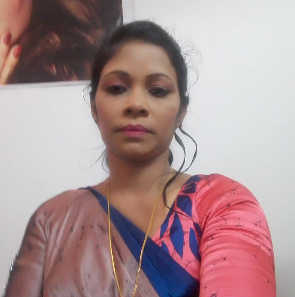 Image Art රන් සම්මාන උළෙල 2025 I received the certificate from Mr ...