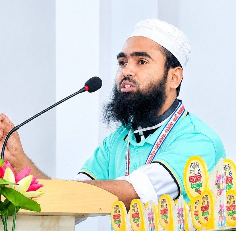 Sayed Khan