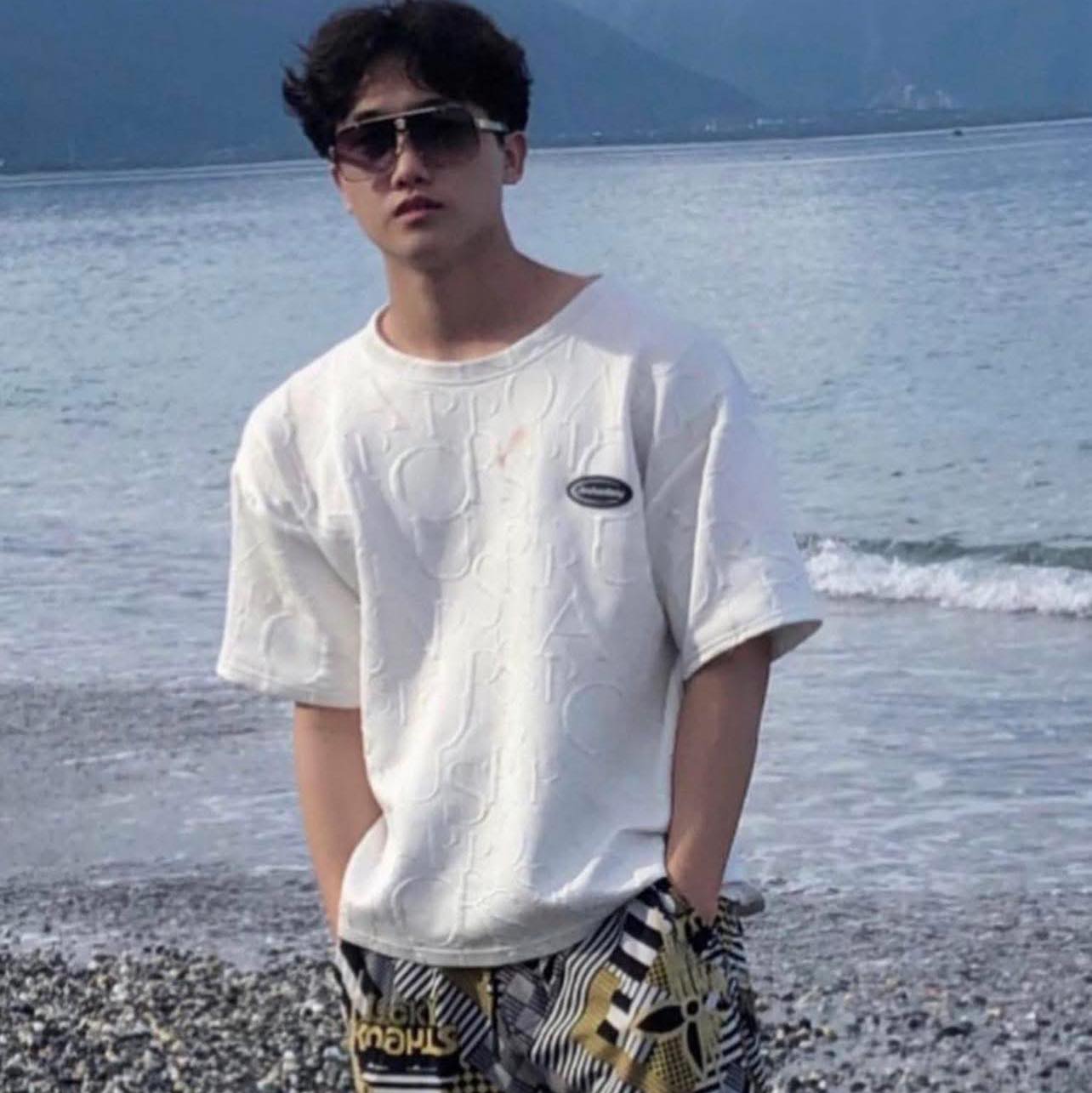 葉葉 (@zkkznznz) • Facebook, Connect with friends