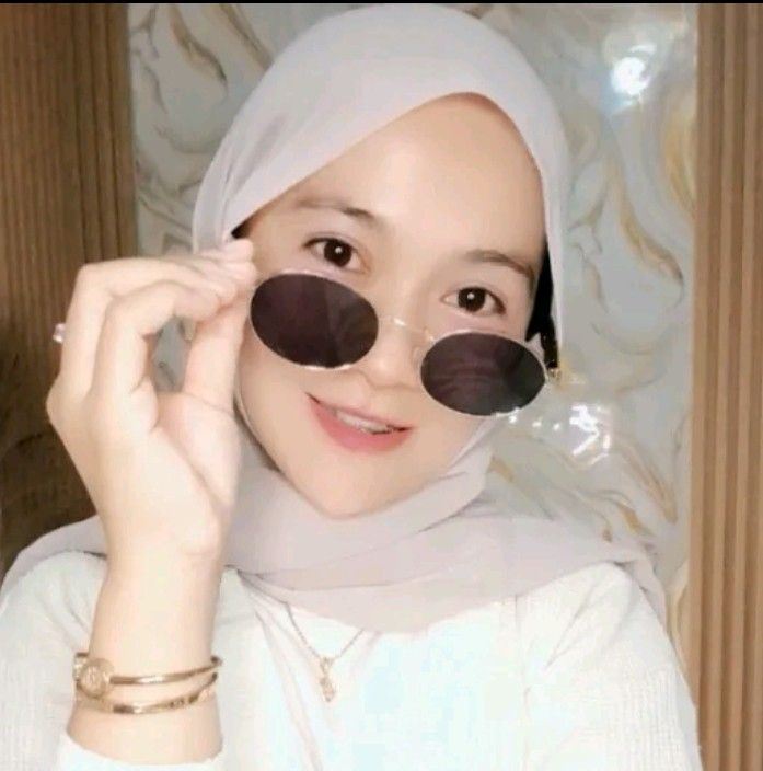 Hijab instan renda cantik #jilbabsegitigainstanrendajerseydewasa | Echa ...