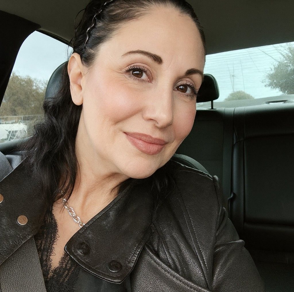 Randi Petrucelly (@randi.petrucelly.2025) • Facebook, Connect with friends