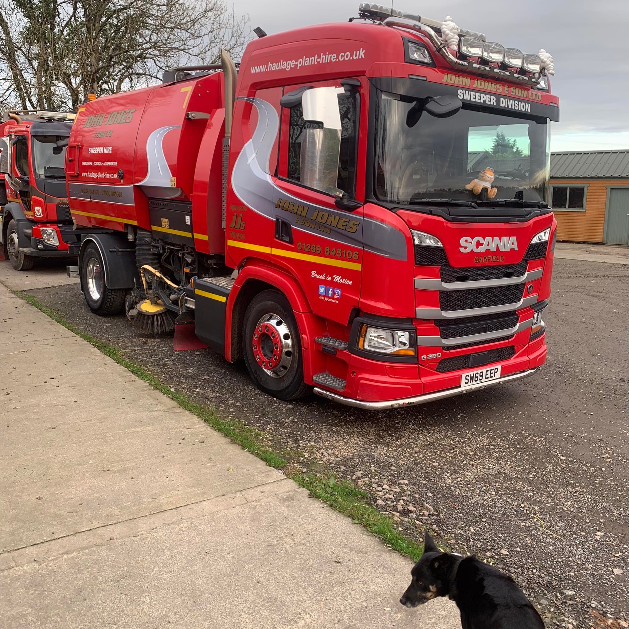 Residents Of Ammanford, Llandybie And Llandeilo | Looking for someone ...