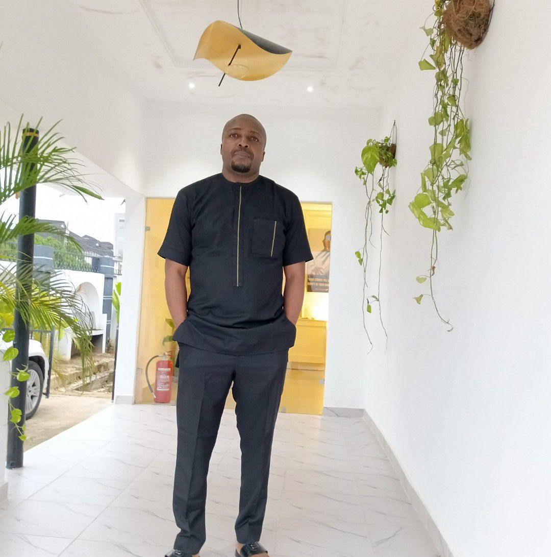 Na pain man d try forget,na to man drunkard | Sibi Steve