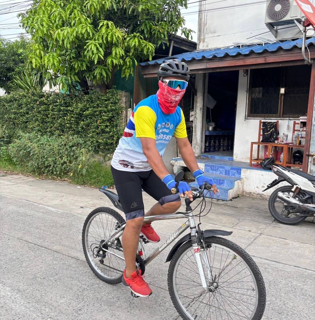#วัน อาทิตย์ ใครเขาหยุดปั่น กันล่ะ😍😍🚴🏽‍♀️🚴🏽‍♀️ | Neung Pakamon