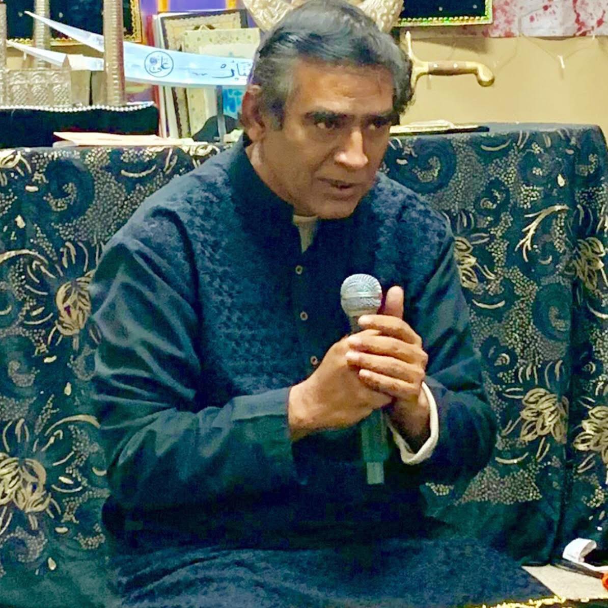 Mohsin R Naqvi