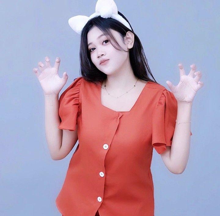 Mella Putri