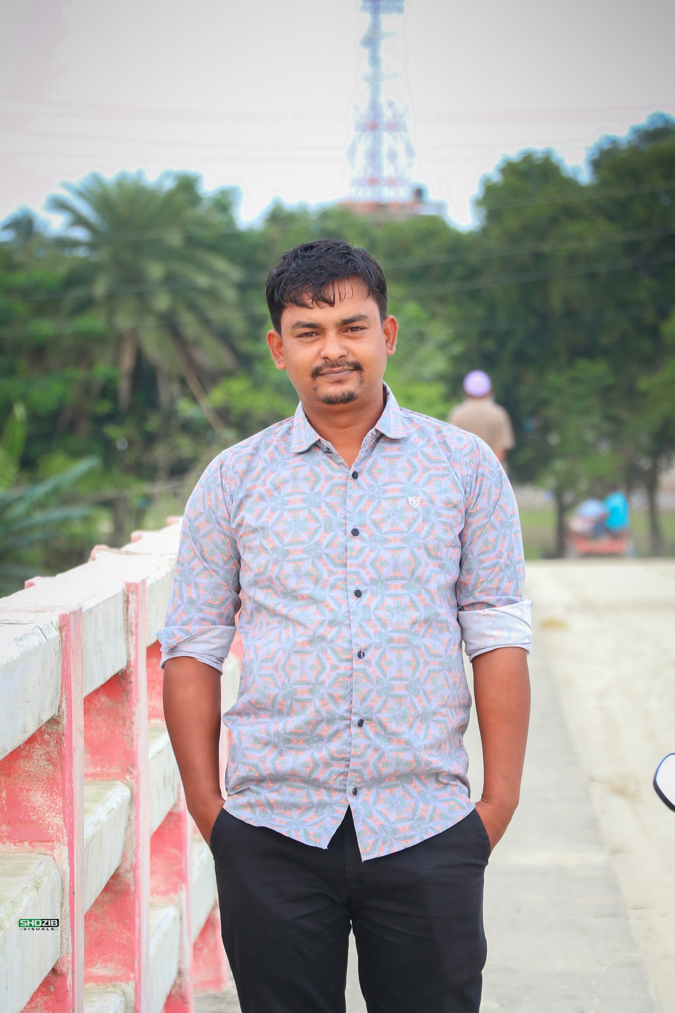 হাতে দামী ঘড়ি পড়লেই সময় বদলায় না.. #statusvideo #banglastatus #