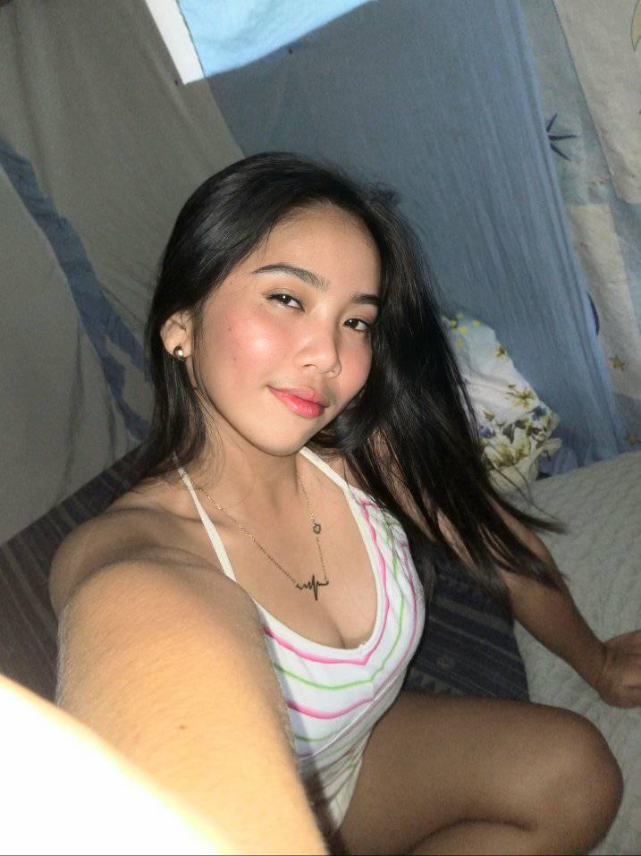 Roxan Batomalaque