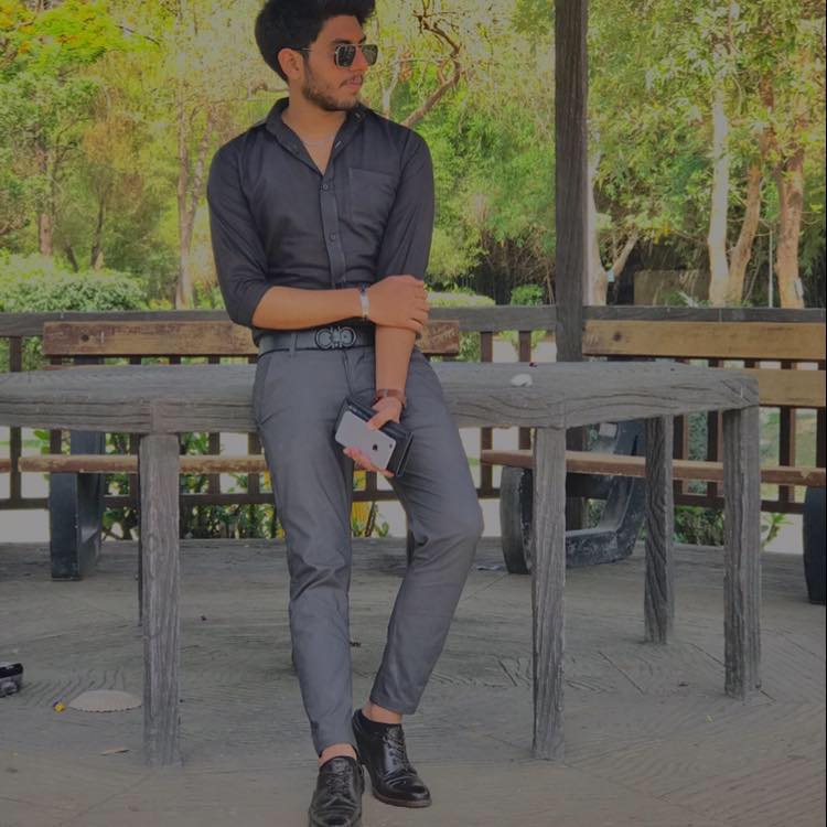 🏡 COUPLE LOOKING FOR A ROOM / STUDIO – EAST LONDON / ZONE 2–4 🏡 | Facebook