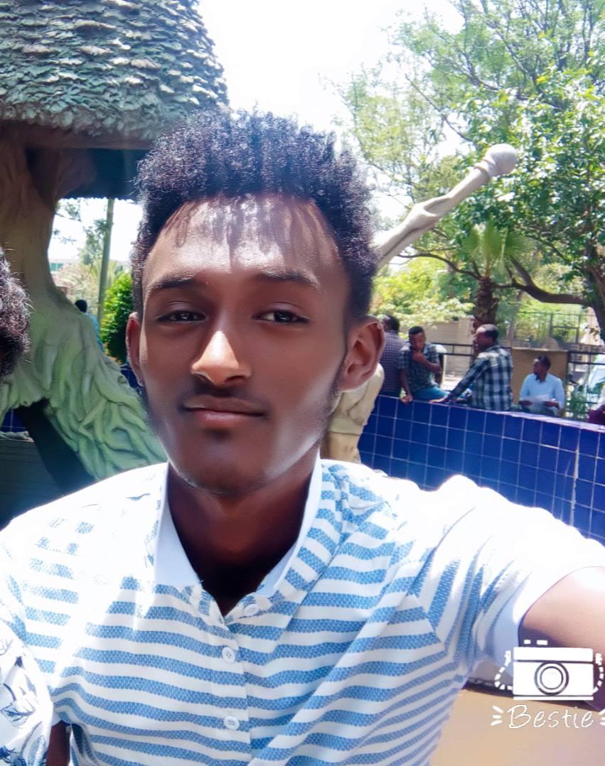 👑 FROM THE GOAT TO THE NEXT GOAT 🐐 🎙️ Reporter: “Lamine, right after ...