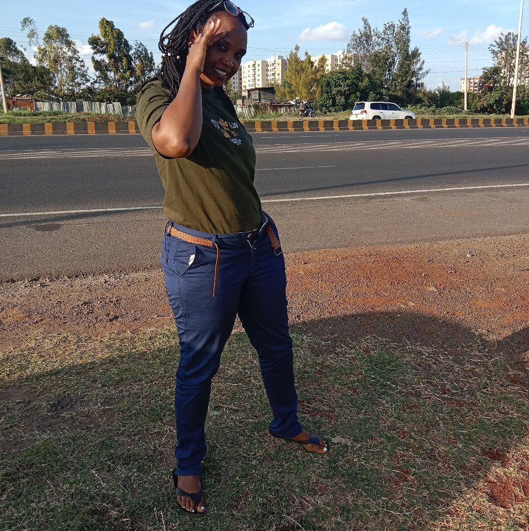 BtS pale Timely Gas 😂😂 Alafu ukirefill chunga kuuziwa hewa, get your ...
