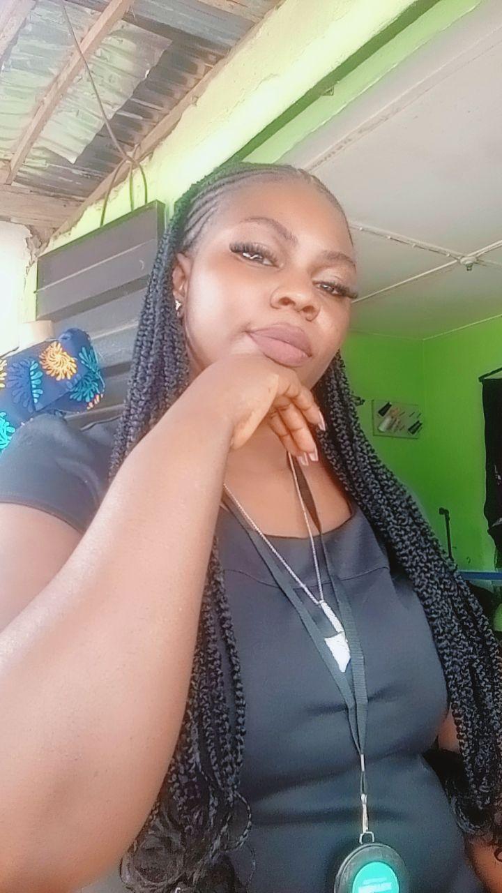Lizzy Perry Okon