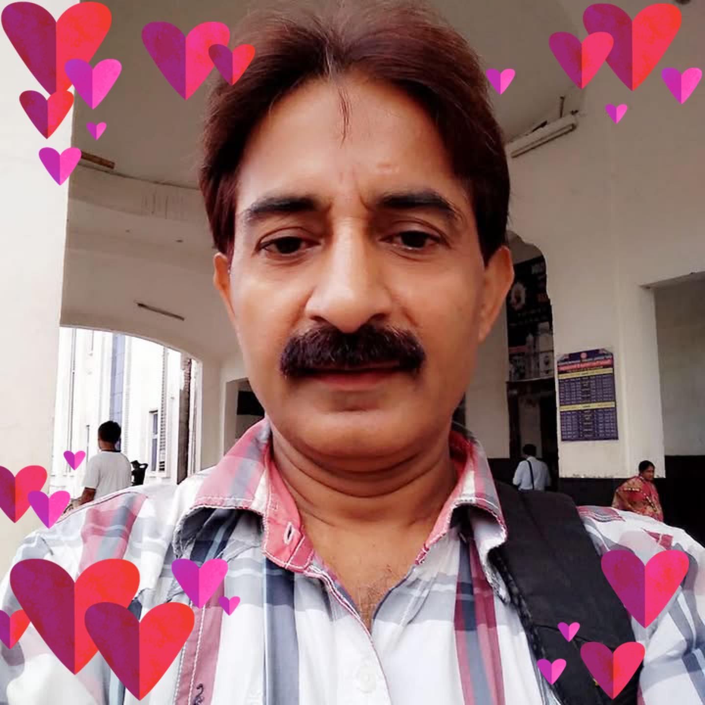 Anjum Parwez