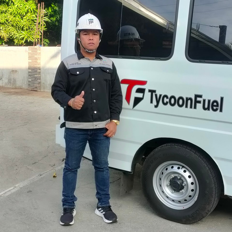 Dennis R. Reyes