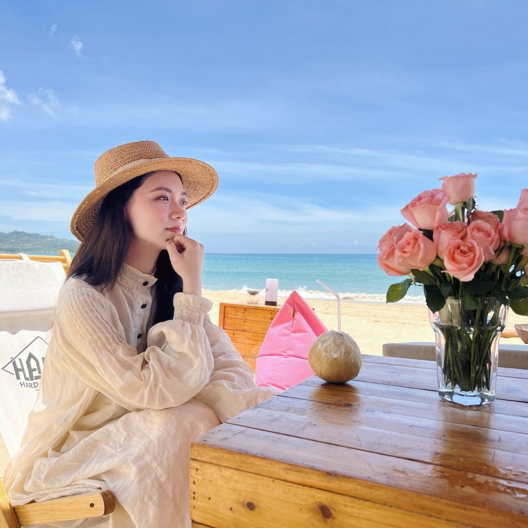 Biru Liu (@biru.liu.7) • Facebook, Connect with friends