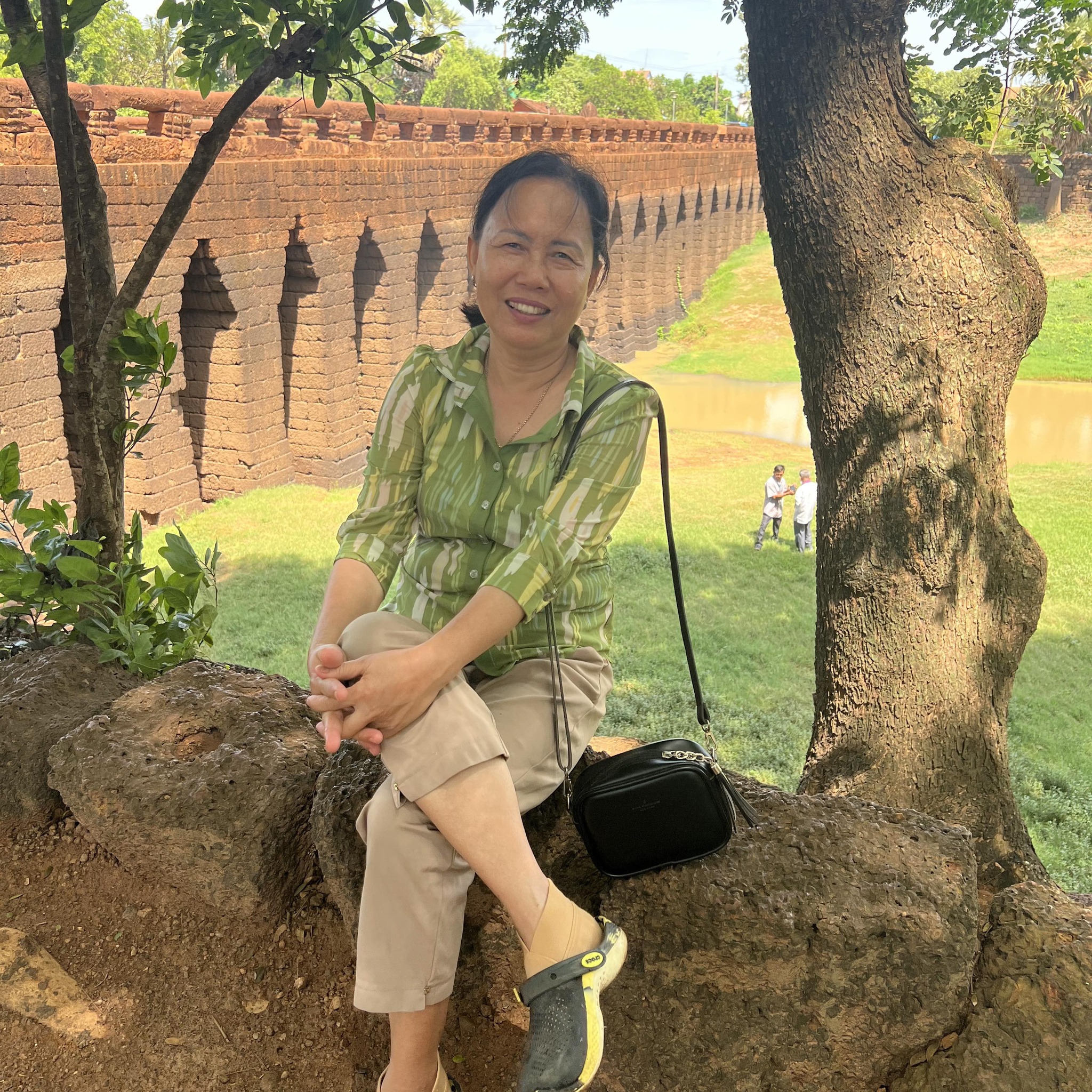 ☹️👩‍ ️‍👨👮‍♂️🇰🇭 | Ratin Bot