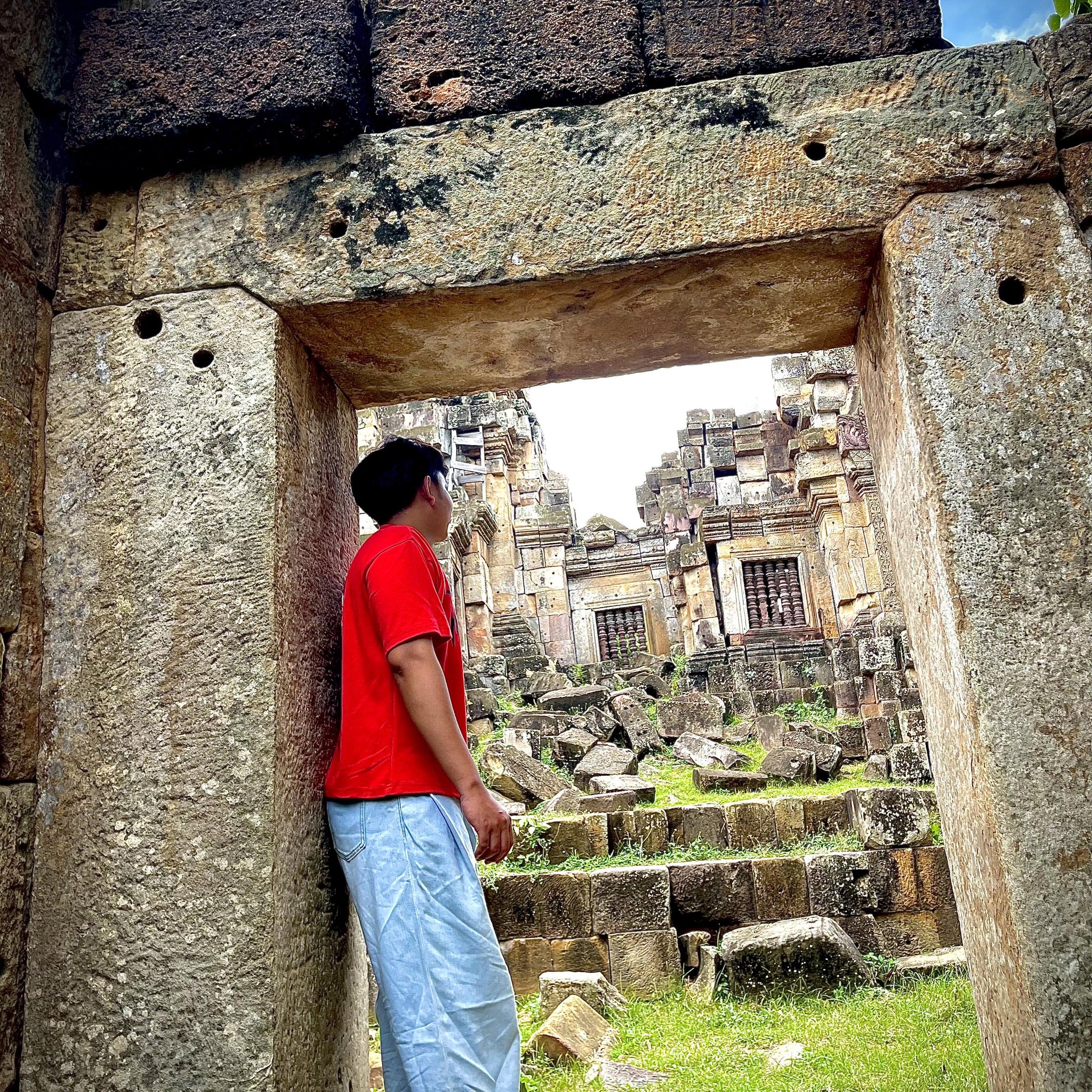 ពីនាយទាហានក្លាយជាប្រធានាធិបតីវ័យក្មេង ដឹកនាំ ប៊ូគីណាហ្វាសូ ...