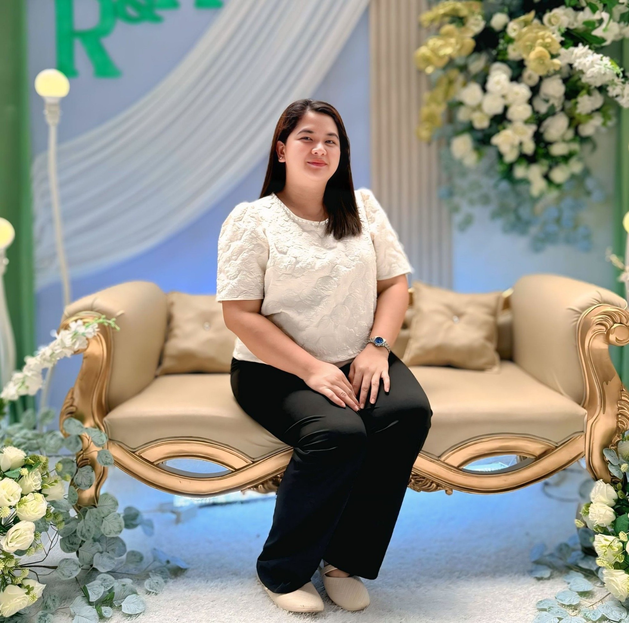 CrisLyn Flores