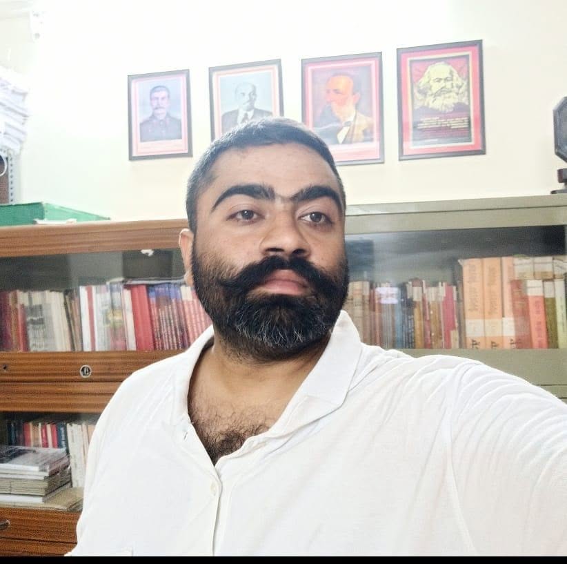 Paash Azaad