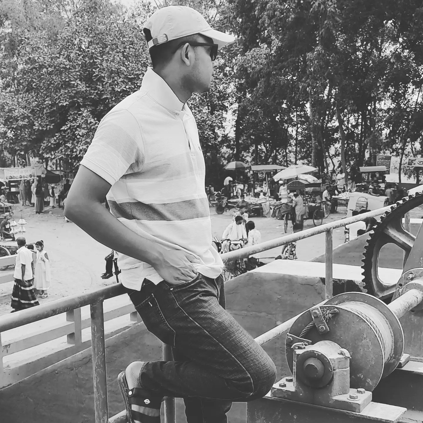 মাটির মানুষ তুমি on Reels