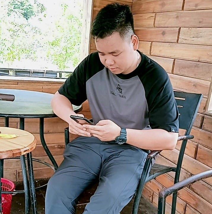 Đóng pin ngày kiếm 300k | Bùi Chiền
