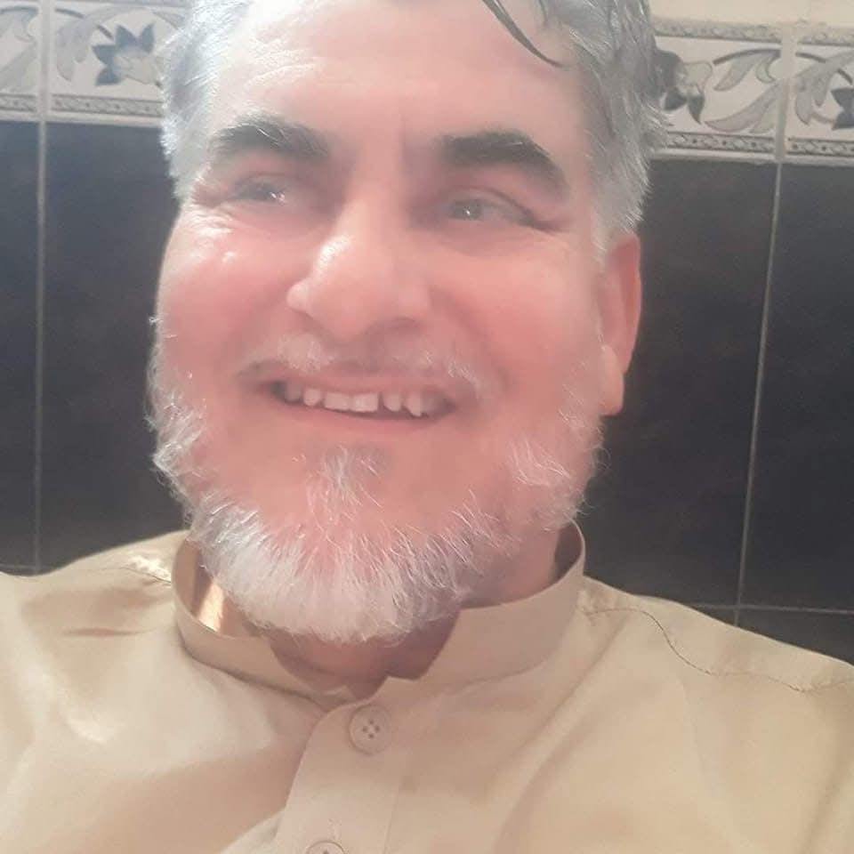Ajj Sab Mery Chahny waly video koh like kren or follow kren or comment ...