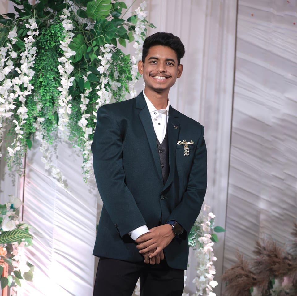 Raunik Kumbhare