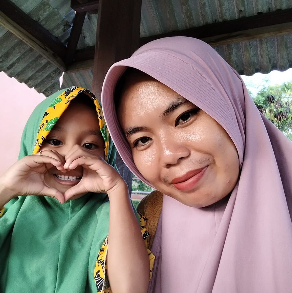 Senyum bahagia lihat butiran mas #Reel #Masgelondongan #gold # ...