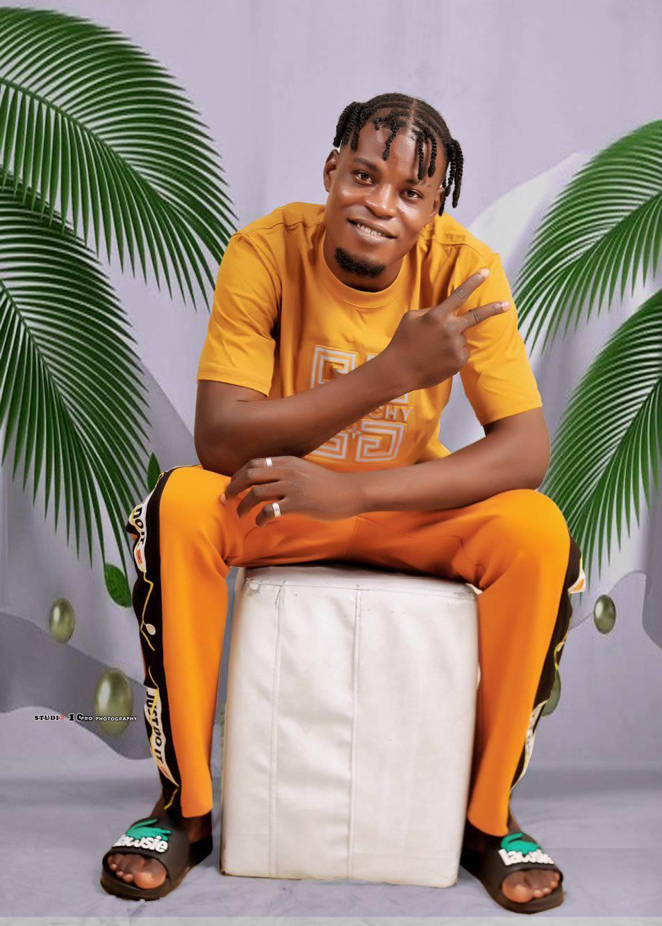Pls do well to stream my song Never Give Up by Daadi yo https ...