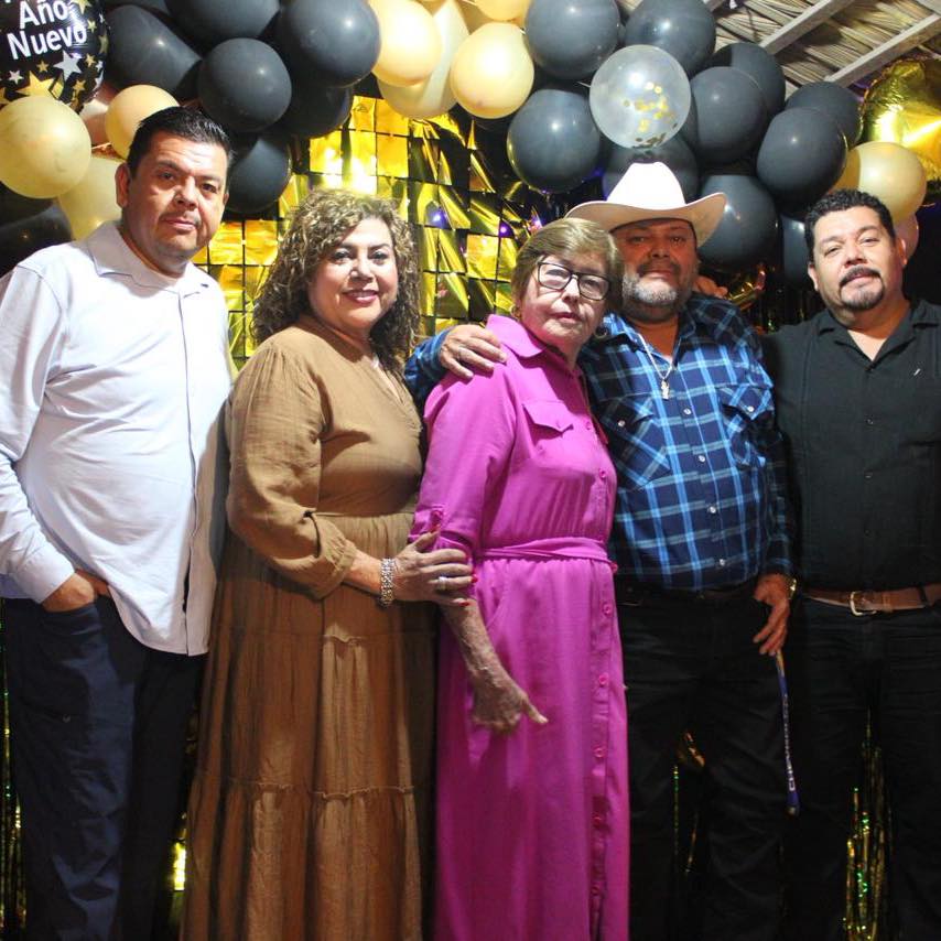 Everardo - Fam. Amarillas Álvarez en el rancho la poza de los venados ...