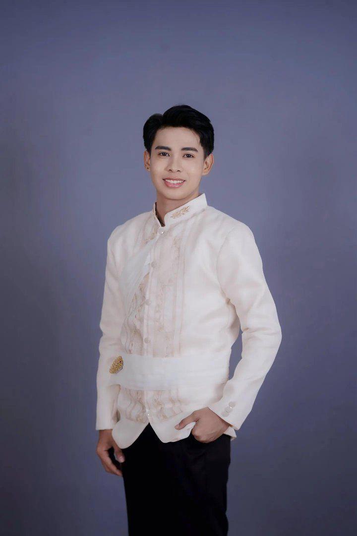 Hector J Raneses