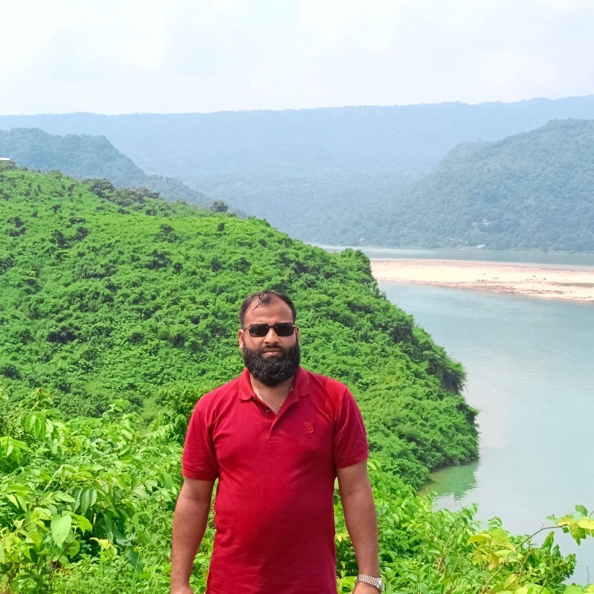 যে পাখি ঘর বুঝেনা, উড়ে বেড়াই বনবাধারে, | Hedayet Ullah Rajib