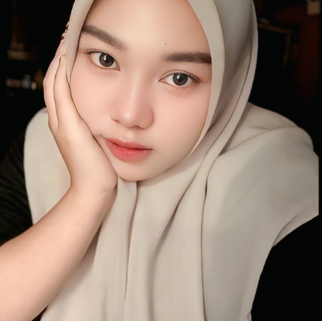 Nadiaa Mega