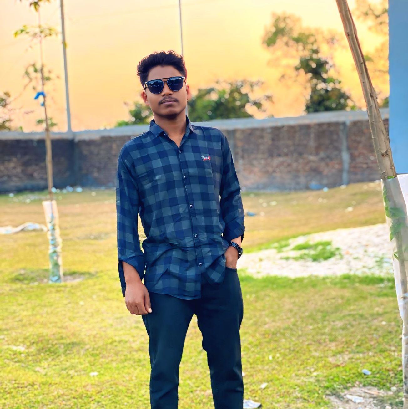 বন্ধুর বিবাহর জন্য পাত্রী দেখতে যাইয়া পাত্রীর ছোট বোনরে আমার পছন্দ