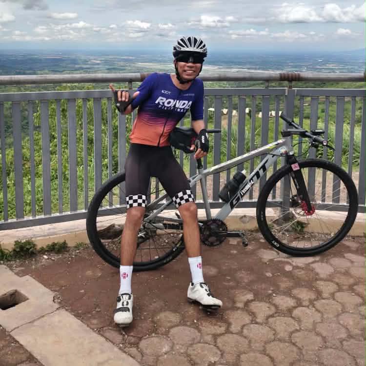 Jaja Delos Reyes