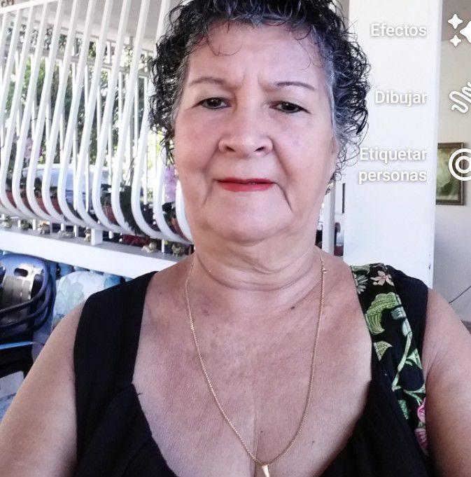 Nelida Negron