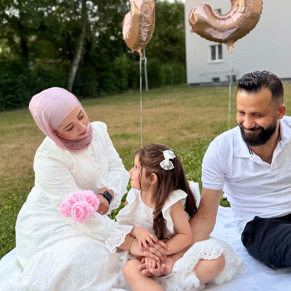 بــــحـــبـــك لادئـــــيـــــة - #ضيعة_ﺿﺎﻳﻌﺔ #في_ﺍﻭﺭﻭﺑﺎ #ام_ﺍﻟﻄﻨﺎﻓﺲ ...