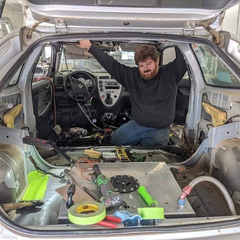 Professional Awesome Racing Technical Forum | I'm welding up some ...