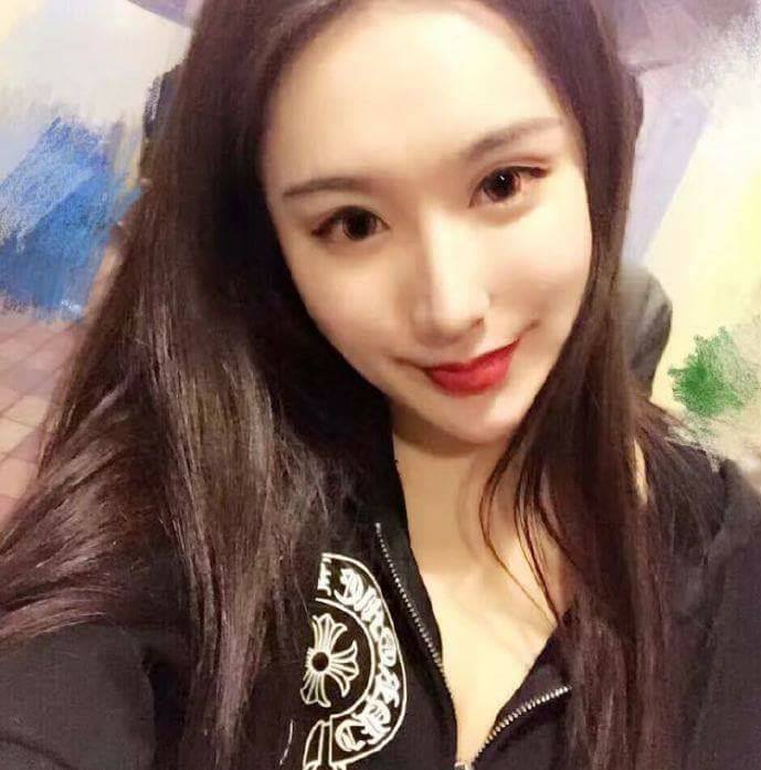 售F10 整套黑天篷 10000帶走不缺件 | Facebook