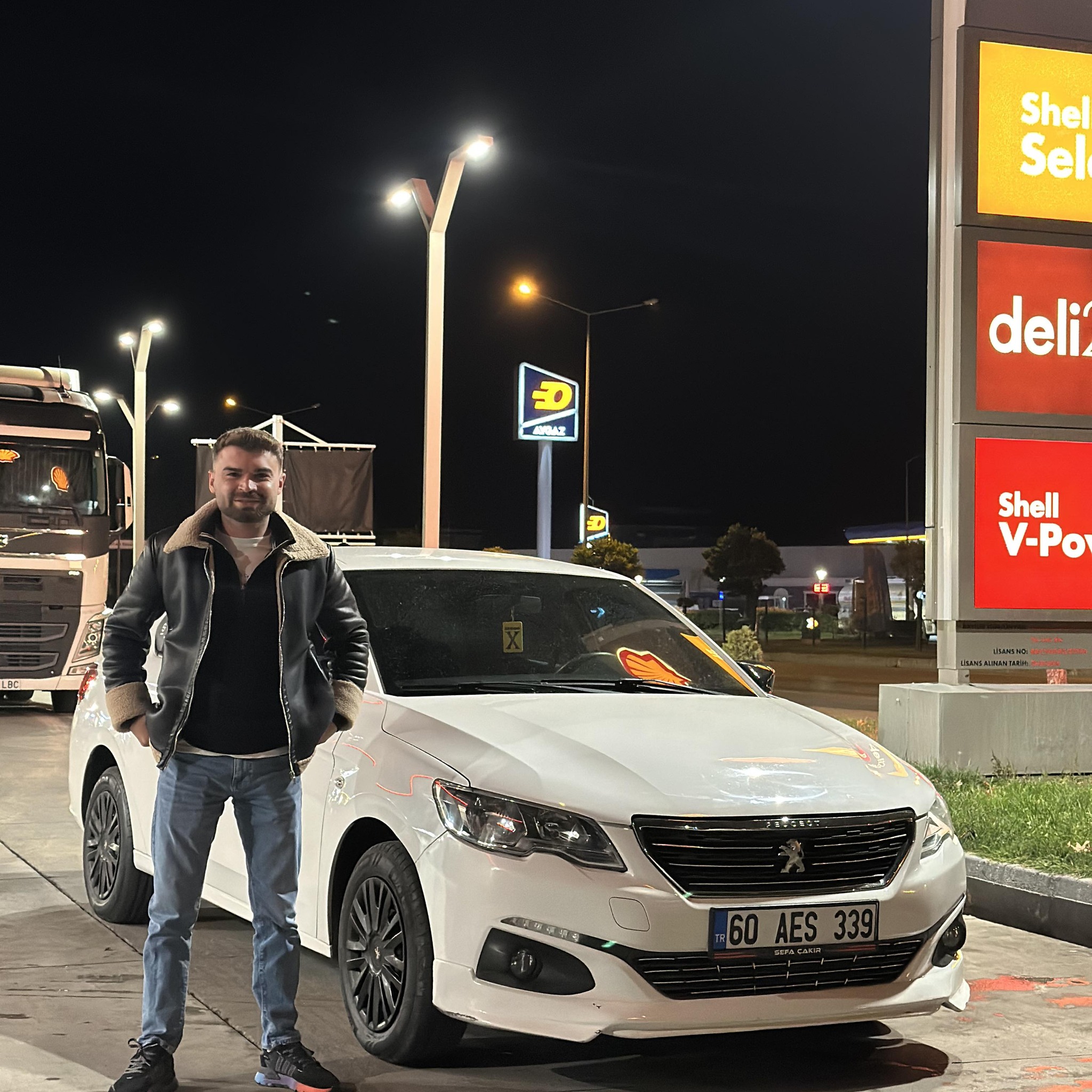 Macar Bango,Posta Güvercini ve Karışma Kuşu Sevgisi | Facebook