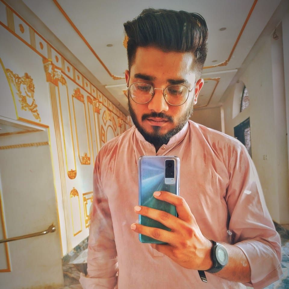 📱 موبائل لینا اب مشکل نہیں — آسان قسطوں پر لے جائیں! 🔥 نیا اور برانڈ ...